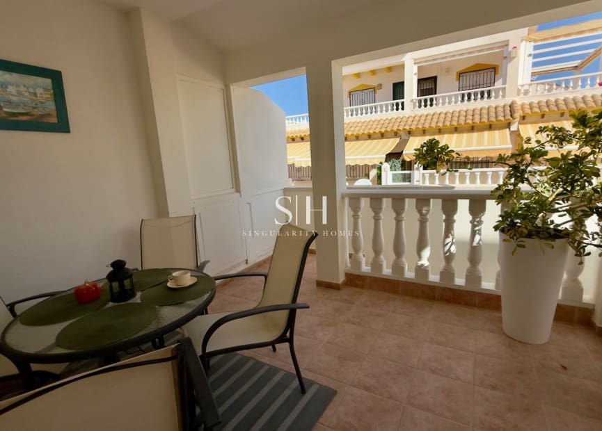 3 sypialnia Dom szeregowy na sprzedaż w La Florida z basenem garażem - 268 800 € (Ref: 10062509)
