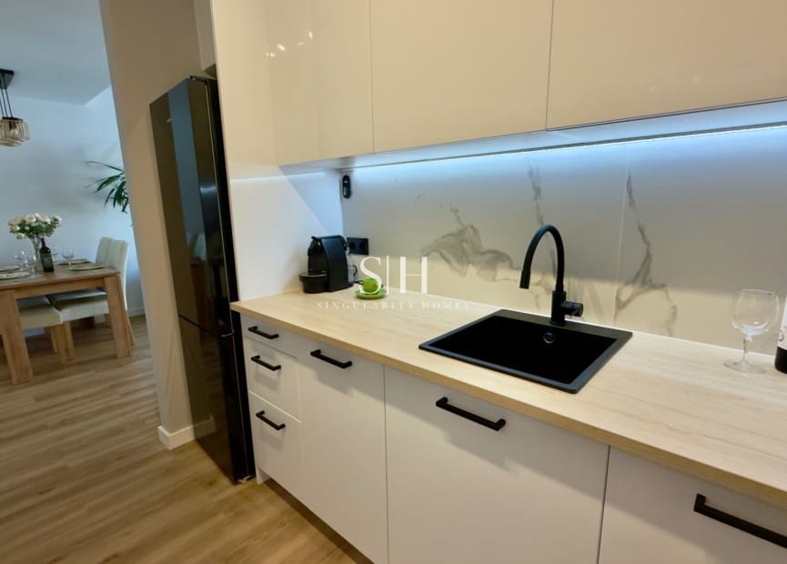 3 sypialnia Dom szeregowy na sprzedaż w La Florida z basenem garażem - 268 800 € (Ref: 10062509)