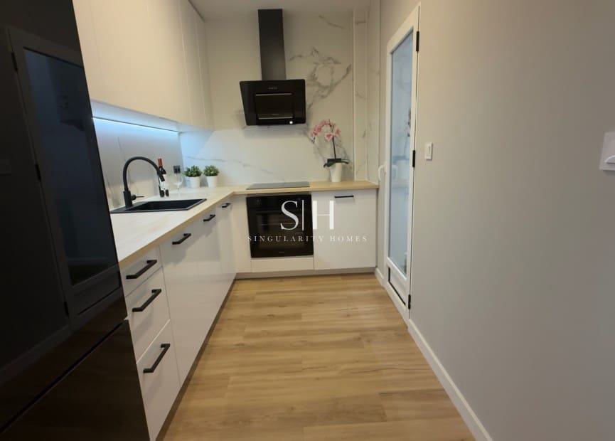 3 sypialnia Dom szeregowy na sprzedaż w La Florida z basenem garażem - 268 800 € (Ref: 10062509)