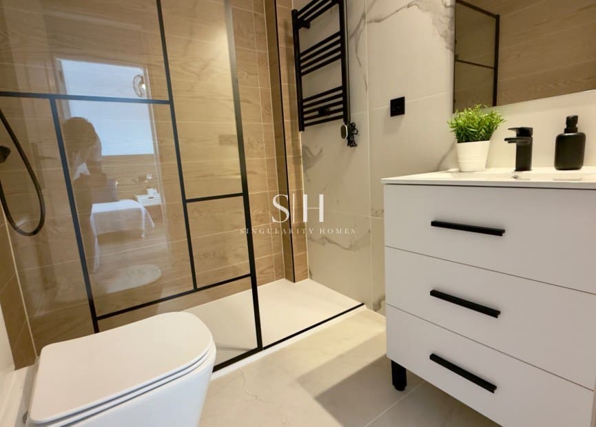 3 sypialnia Dom szeregowy na sprzedaż w La Florida z basenem garażem - 268 800 € (Ref: 10062509)