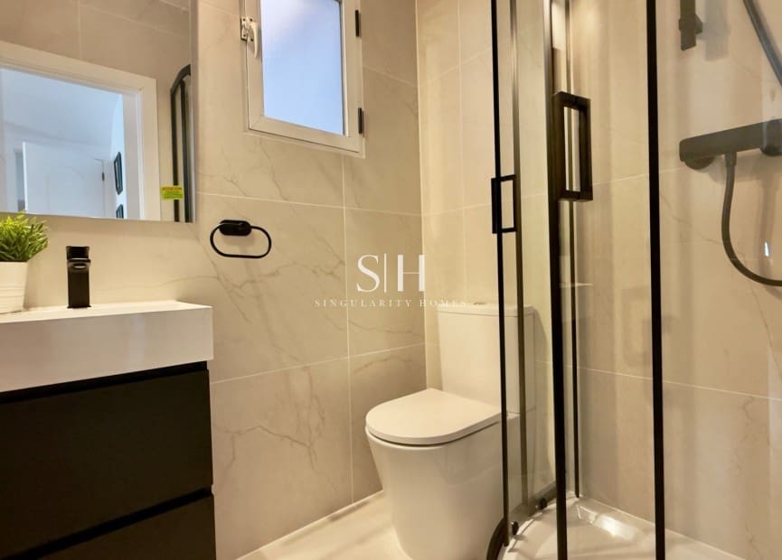 3 sypialnia Dom szeregowy na sprzedaż w La Florida z basenem garażem - 268 800 € (Ref: 10062509)