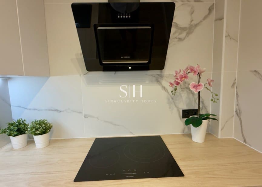 3 sypialnia Dom szeregowy na sprzedaż w La Florida z basenem garażem - 268 800 € (Ref: 10062509)