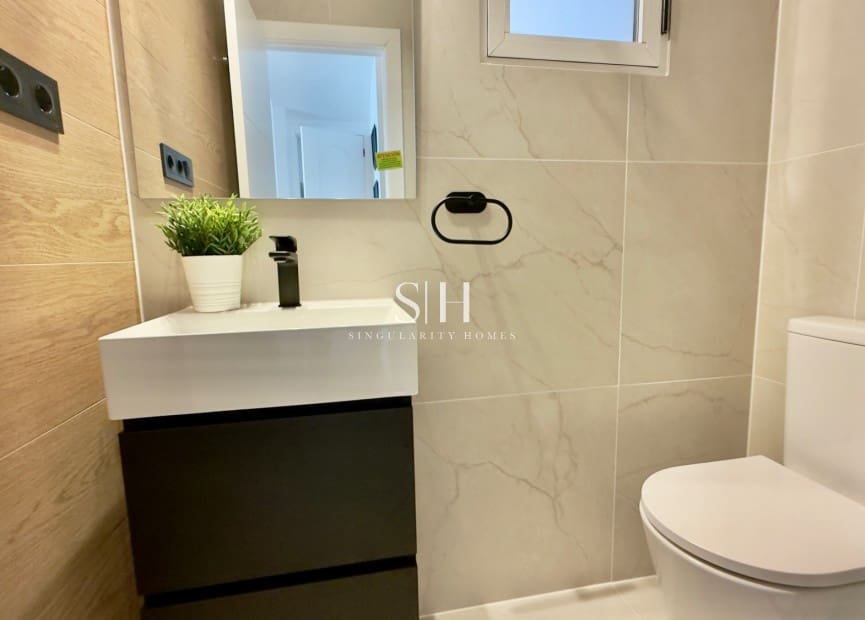 3 sypialnia Dom szeregowy na sprzedaż w La Florida z basenem garażem - 268 800 € (Ref: 10062509)