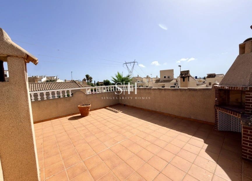 Chalet de 3 habitaciones en Benijófar en venta con garaje - 318.000 € (Ref: 10062818)