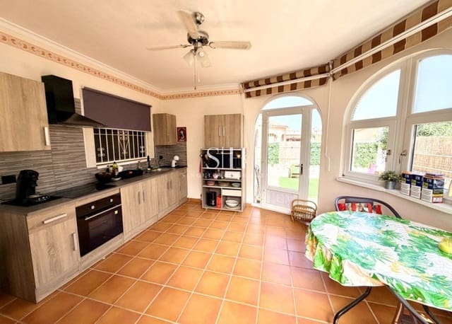 Chalet de 3 habitaciones en Atalaya Park, Benijófar en venta con garaje - 318.000 € (Ref: 10062818)