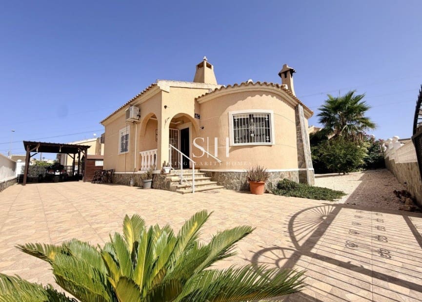 Chalet de 3 habitaciones en Benijófar en venta con garaje - 318.000 € (Ref: 10062818)