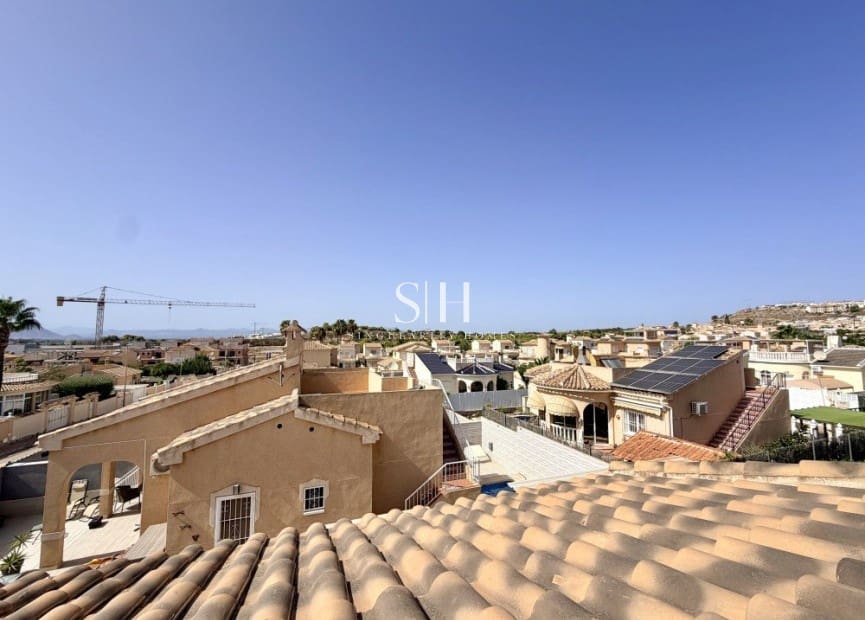 Chalet de 3 habitaciones en Benijófar en venta con garaje - 318.000 € (Ref: 10062818)
