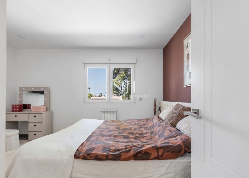 5 quarto Moradia para venda em Los Balcones com piscina garagem - 849 000 € (Ref: 10062820)