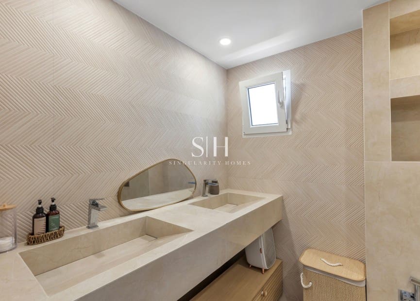 5 quarto Moradia para venda em Los Balcones com piscina garagem - 849 000 € (Ref: 10062820)