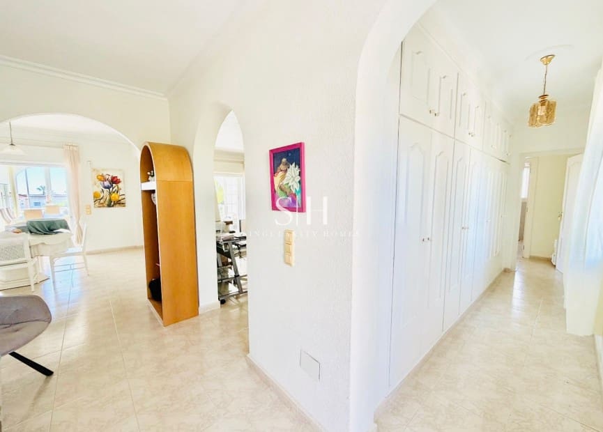 Chalet de 4 habitaciones en Ciudad Quesada en venta con piscina garaje - 699.000 € (Ref: 10077191)