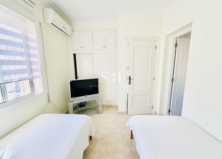 Chalet de 4 habitaciones en Ciudad Quesada en venta con piscina garaje - 699.000 € (Ref: 10077191)