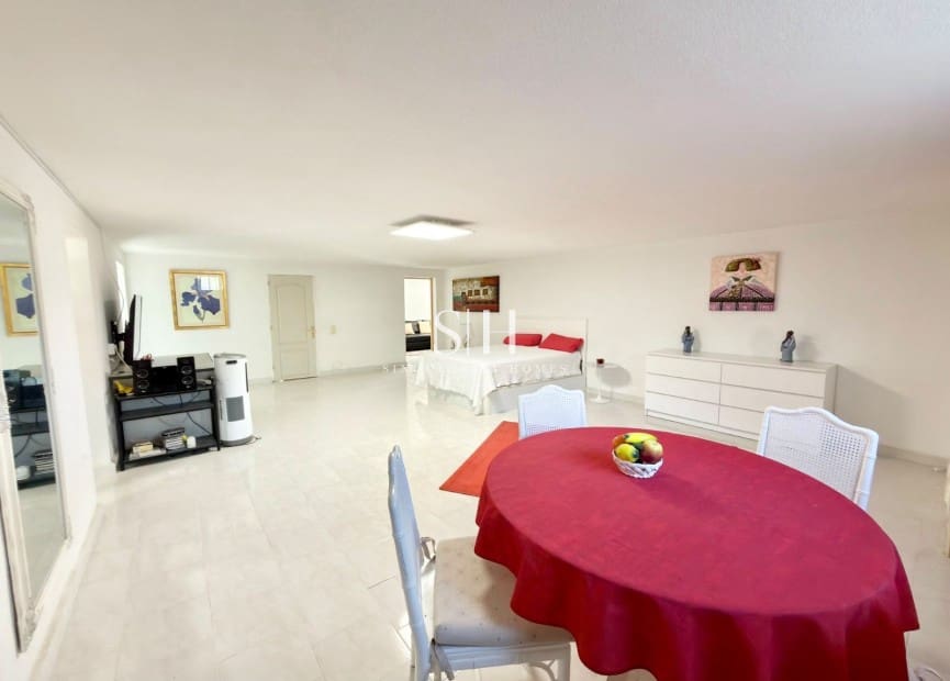 Chalet de 4 habitaciones en Ciudad Quesada en venta con piscina garaje - 699.000 € (Ref: 10077191)