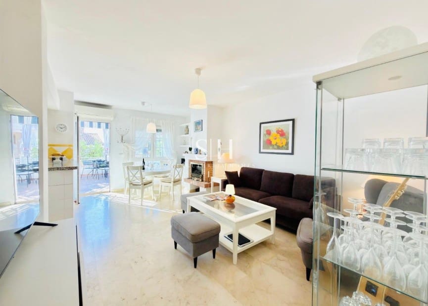 3 soveværelse Byhus til salg i Los Dolses med swimmingpool - € 240.000 (Ref: 10091626)