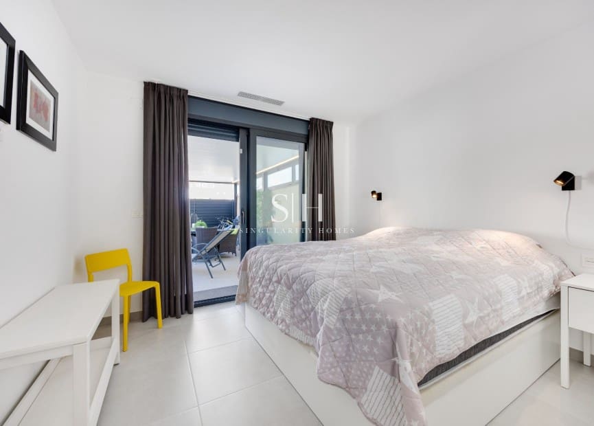 4 bedroom Villa for sale in Benijofar with pool - € 479,000 (Ref: 10093795)
