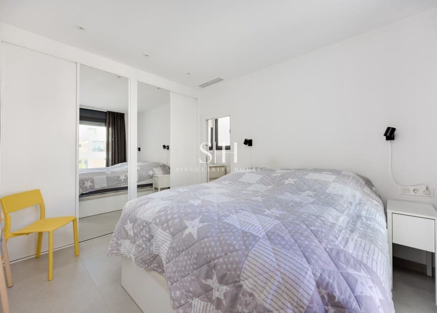 4 bedroom Villa for sale in Benijofar with pool - € 479,000 (Ref: 10093795)