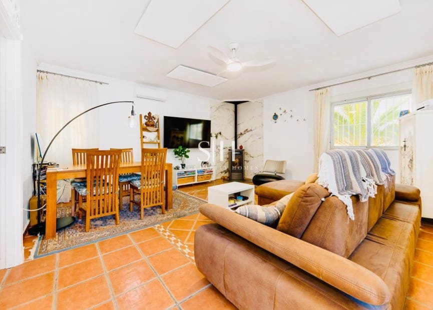 4 soverom Villa til salgs i San Miguel de Salinas med svømmebasseng - € 575 000 (Ref: 10140462)
