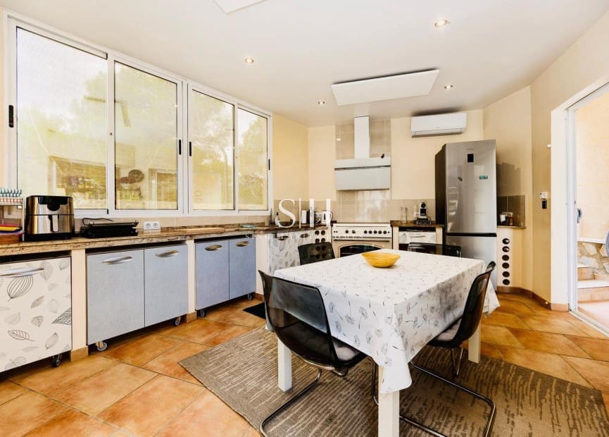 4 soverom Villa til salgs i San Miguel de Salinas med svømmebasseng - € 575 000 (Ref: 10140462)
