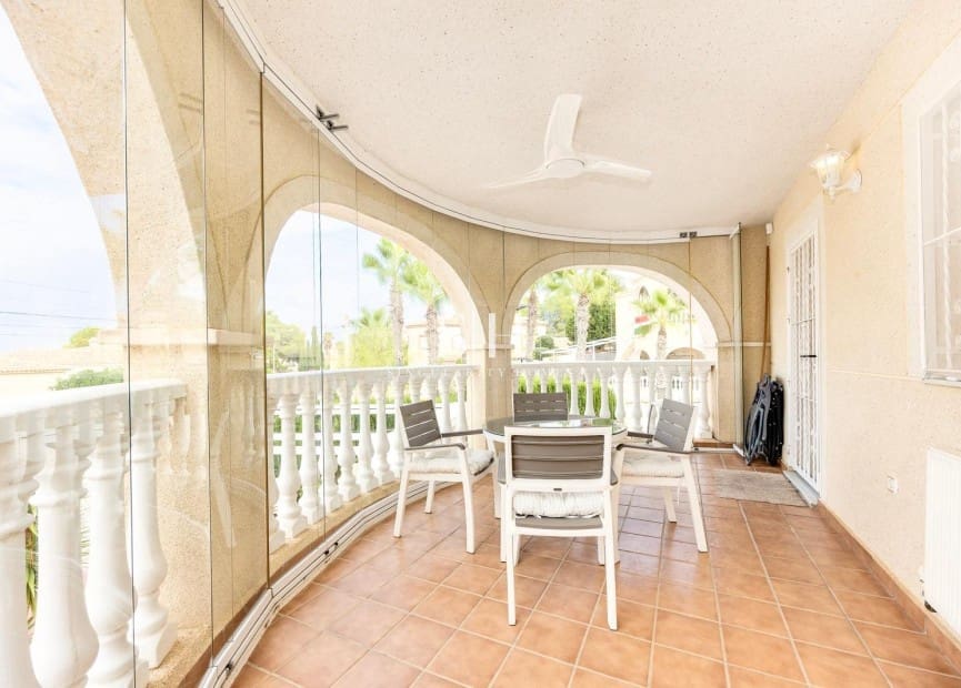 4 soverom Villa til salgs i San Miguel de Salinas med svømmebasseng - € 575 000 (Ref: 10140462)