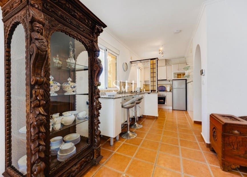 4 soverom Villa til salgs i San Miguel de Salinas med svømmebasseng - € 575 000 (Ref: 10140462)