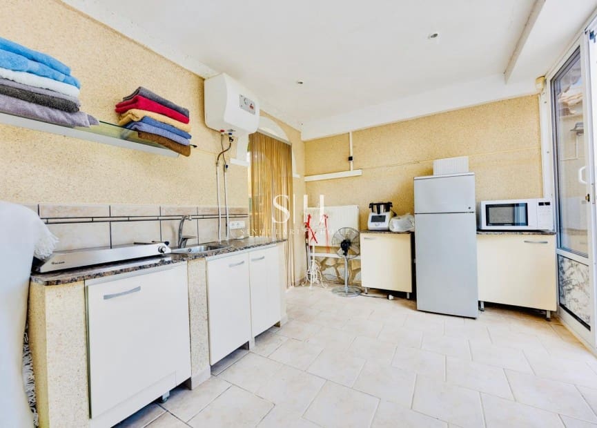 4 soverom Villa til salgs i San Miguel de Salinas med svømmebasseng - € 575 000 (Ref: 10140462)