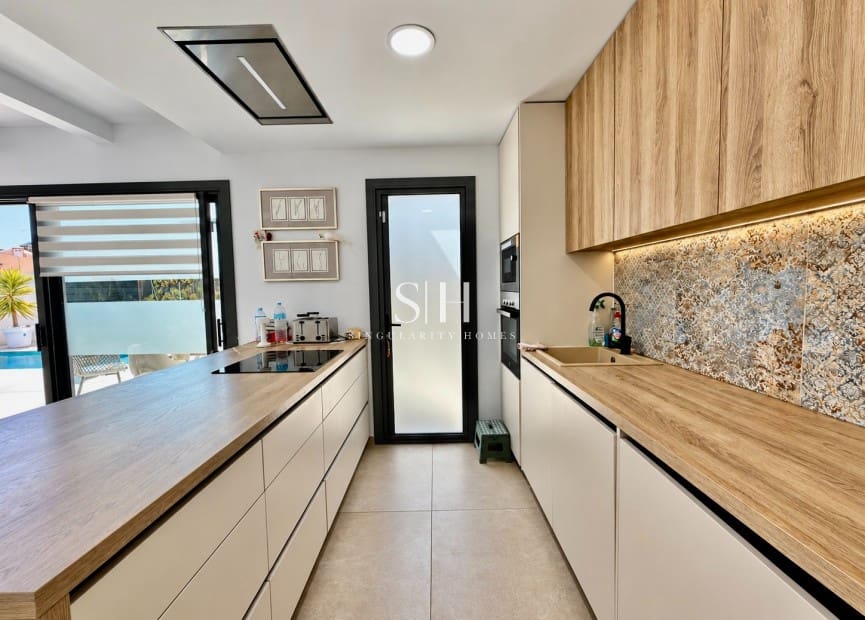3 chambre Villa/Maison à vendre à San Miguel de Salinas avec piscine - 524 900 € (Ref: 10140463)