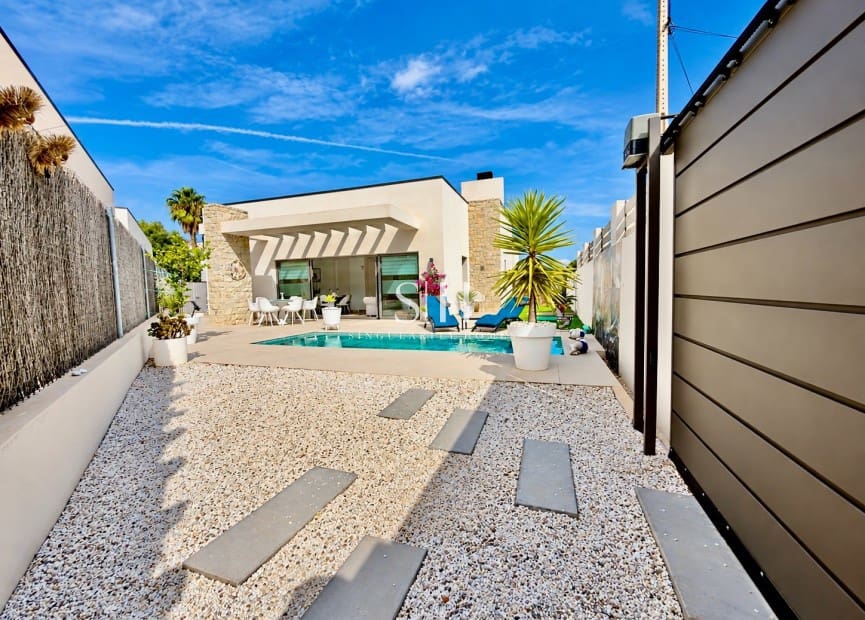 3 chambre Villa/Maison à vendre à San Miguel de Salinas avec piscine - 524 900 € (Ref: 10140463)