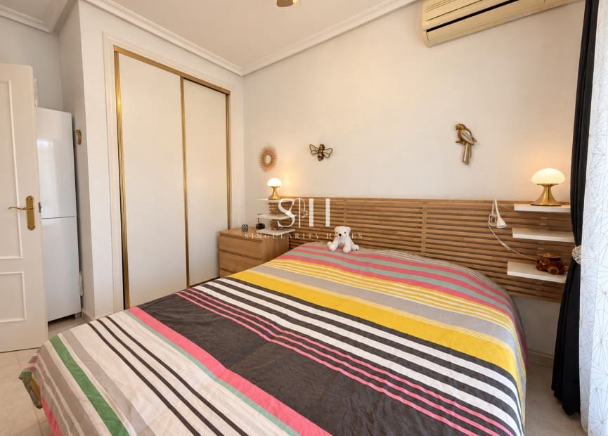 3 soveværelse Rækkehus til salg i Orihuela Costa med swimmingpool garage - € 215.000 (Ref: 10144869)