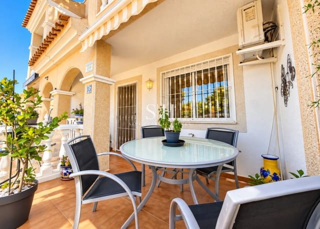 3 soverom Rekkehus til salgs i La Florida, Orihuela med svømmebasseng garasje - € 215 000 (Ref: 10144869)