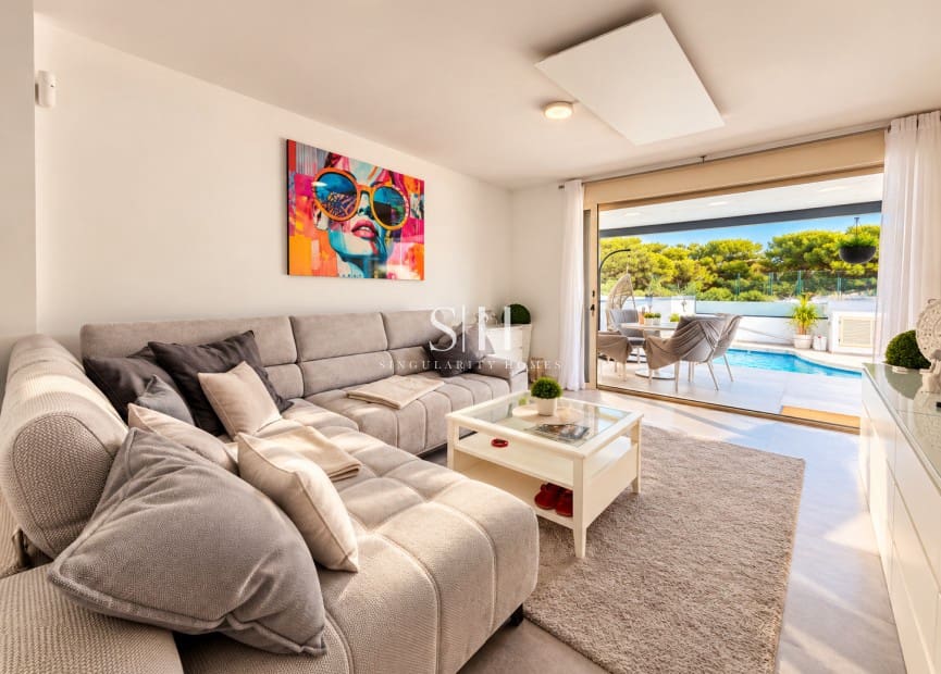 3 soverom Villa til salgs i Pilar de la Horadada med svømmebasseng - € 395 000 (Ref: 10144983)