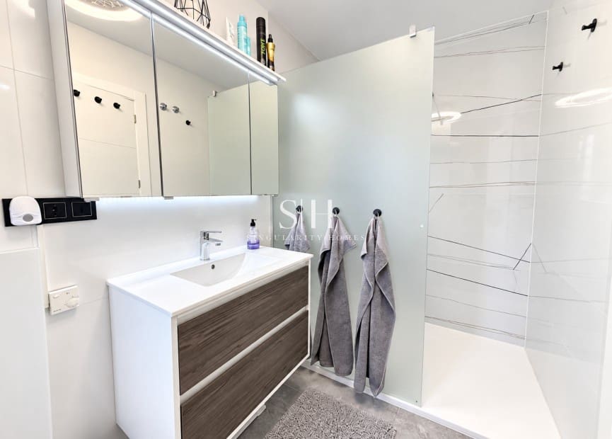 3 soverom Villa til salgs i Pilar de la Horadada med svømmebasseng - € 395 000 (Ref: 10144983)