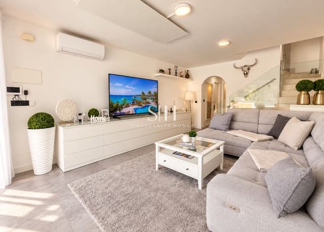 3 soverom Villa til salgs i Mil Palmeras, Pilar de la Horadada med svømmebasseng - € 395 000 (Ref: 10144983)