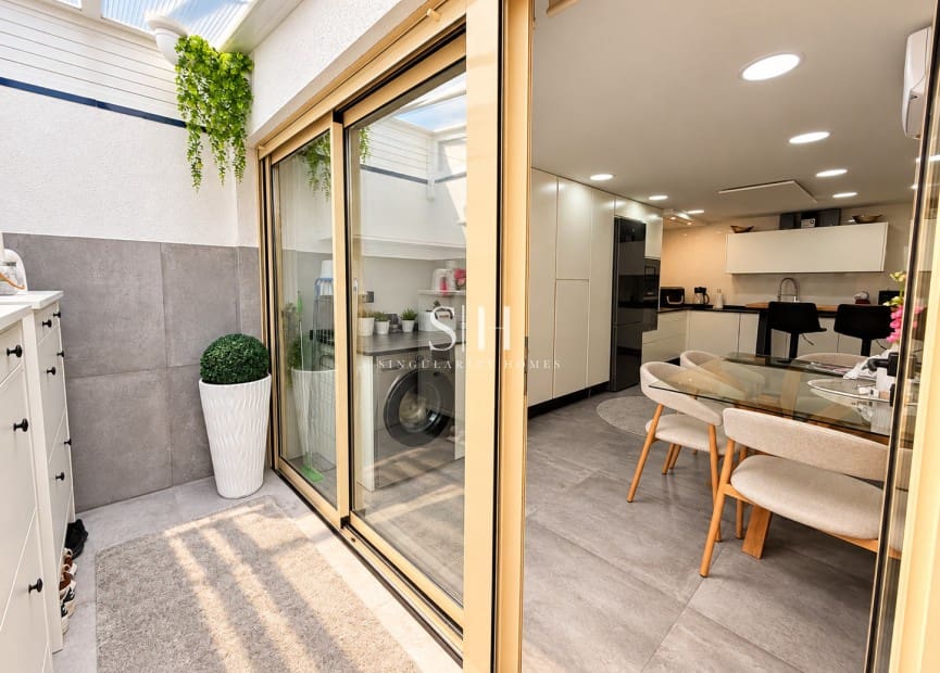 3 soverom Villa til salgs i Pilar de la Horadada med svømmebasseng - € 395 000 (Ref: 10144983)