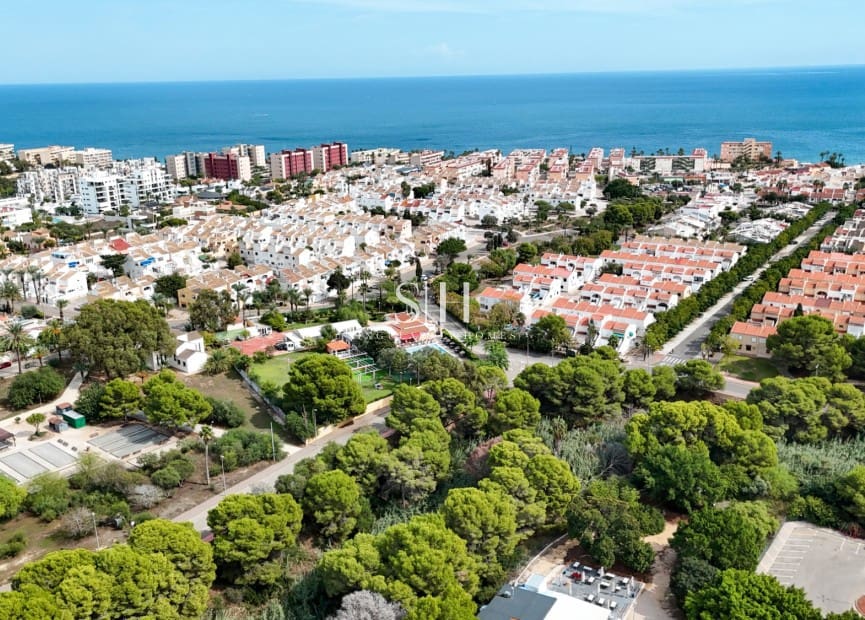 3 soverom Villa til salgs i Pilar de la Horadada med svømmebasseng - € 395 000 (Ref: 10144983)
