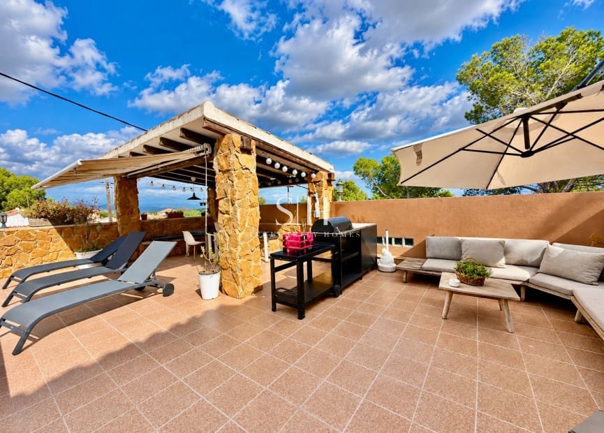 6 chambre Villa/Maison à vendre à Vistabella avec piscine garage - 495 000 € (Ref: 10163457)