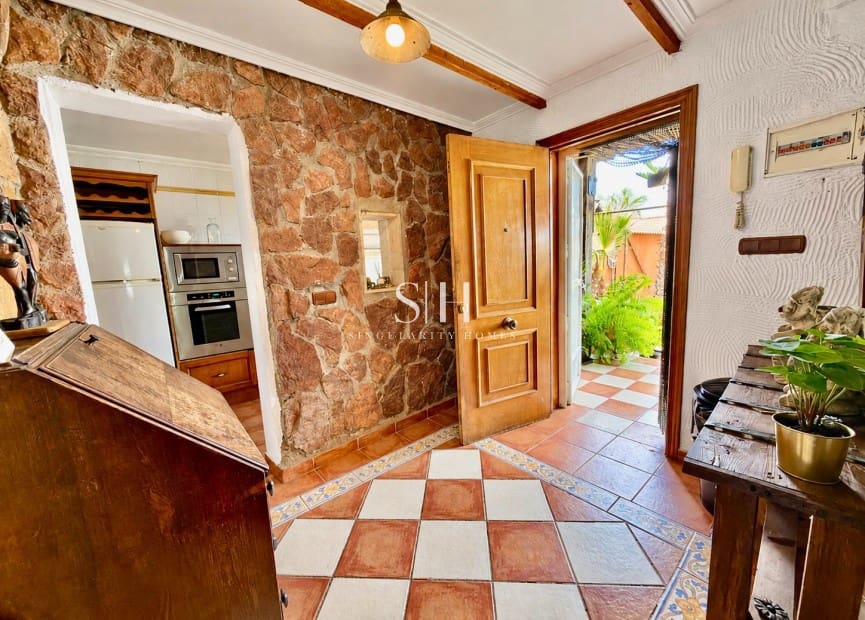 6 chambre Villa/Maison à vendre à Vistabella avec piscine garage - 495 000 € (Ref: 10163457)