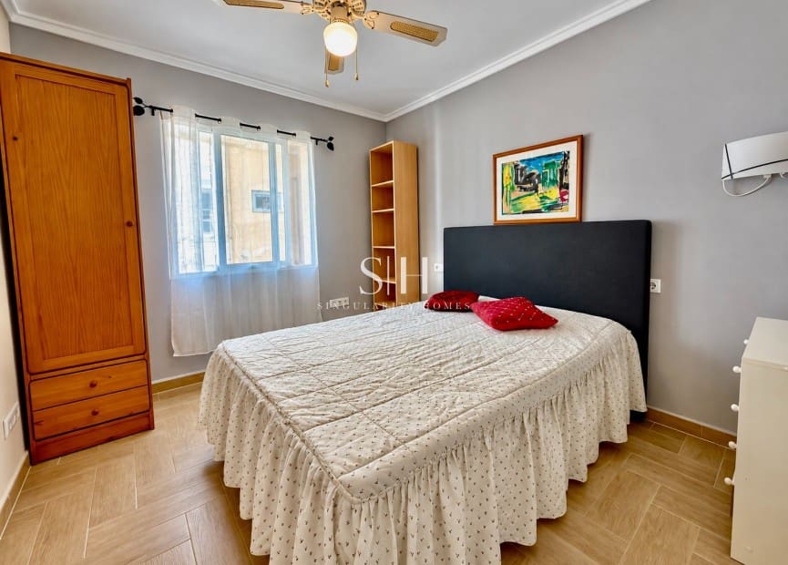 3 quarto Moradia em Banda para venda em Torrevieja com garagem - 199 000 € (Ref: 10163578)