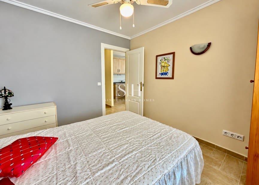 3 quarto Moradia em Banda para venda em Torrevieja com garagem - 199 000 € (Ref: 10163578)