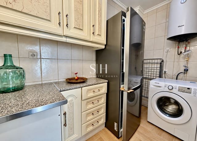 3 soverom Rekkehus til salgs i Torrevieja med garasje - € 199 000 (Ref: 10163578)