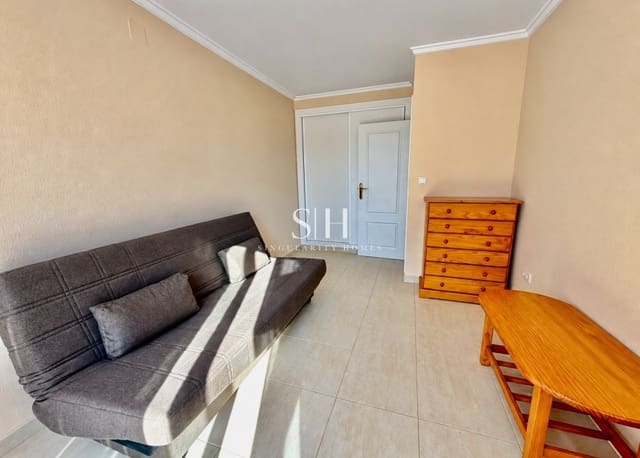 3 soverom Rekkehus til salgs i Torrevieja med garasje - € 199 000 (Ref: 10163578)