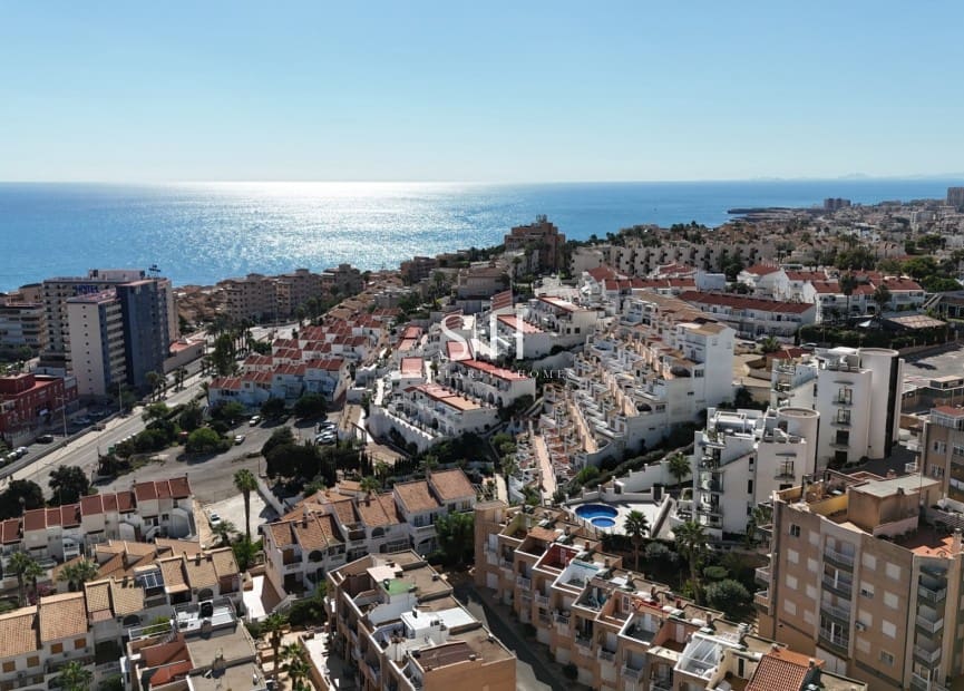 2 quarto Apartamento de Praia para venda em La Mata com piscina - 159 000 € (Ref: 10175689)