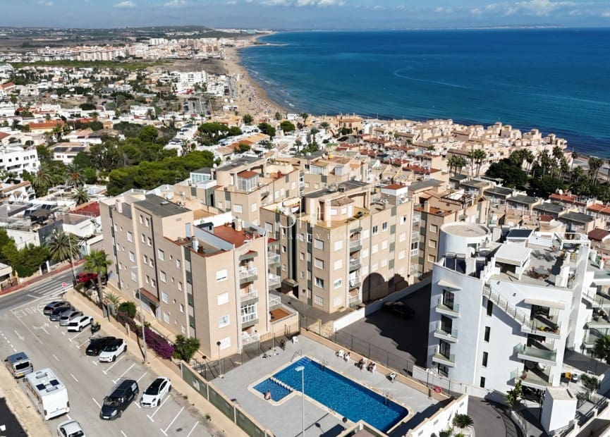 2 quarto Apartamento de Praia para venda em La Mata com piscina - 159 000 € (Ref: 10175689)