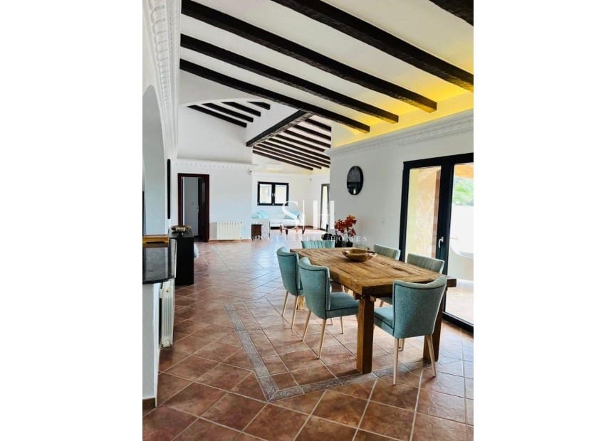 3 bedroom Villa for sale in San Miguel de Salinas with pool garage - € 875,000 (Ref: 10175866)