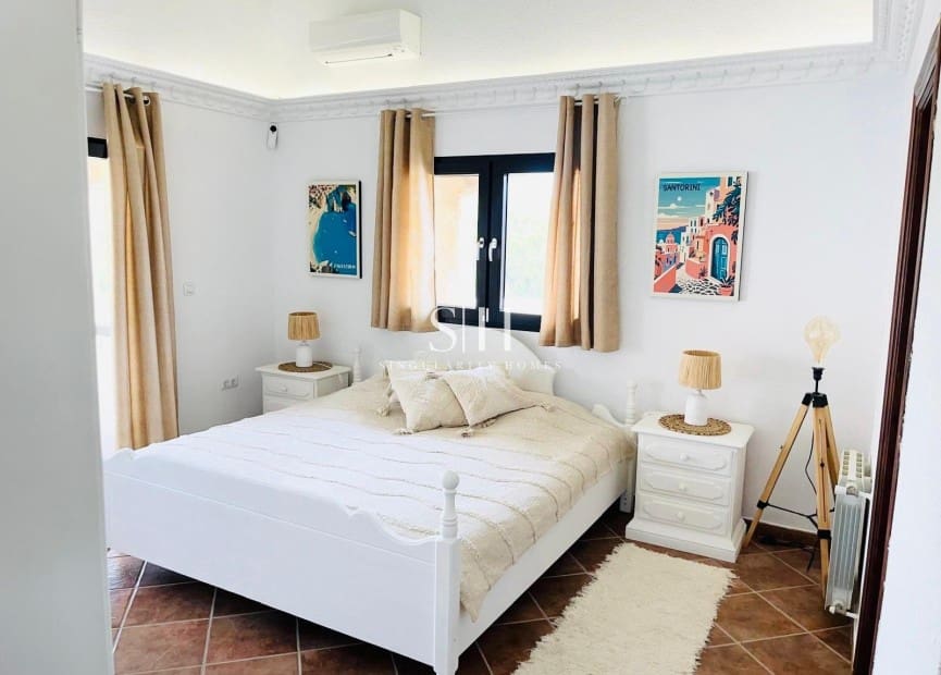 3 bedroom Villa for sale in San Miguel de Salinas with pool garage - € 875,000 (Ref: 10175866)