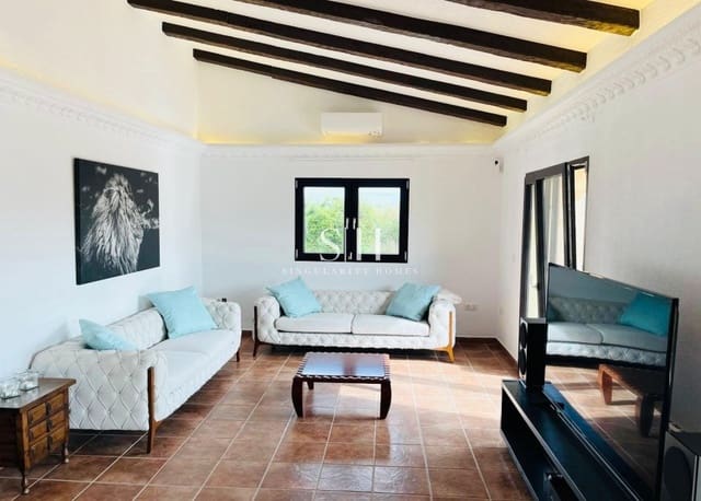 3 slaapkamer Villa te koop in San Miguel de Salinas met zwembad garage - € 875.000 (Ref: 10175866)