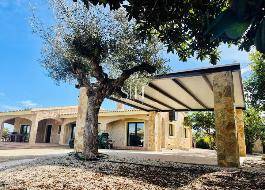 3 bedroom Villa for sale in San Miguel de Salinas with pool garage - € 875,000 (Ref: 10175866)