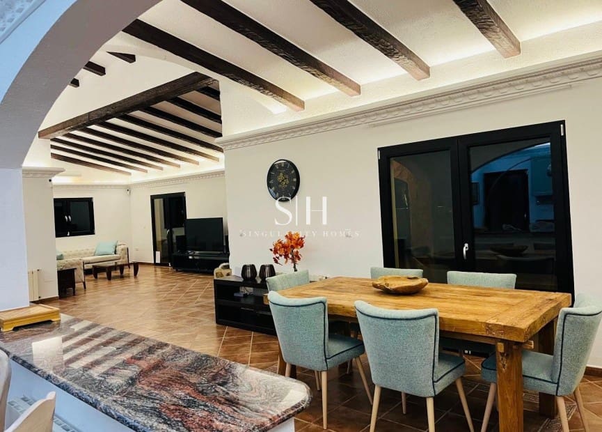 3 bedroom Villa for sale in San Miguel de Salinas with pool garage - € 875,000 (Ref: 10175866)