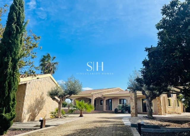 3 slaapkamer Villa te koop in San Miguel de Salinas met zwembad garage - € 875.000 (Ref: 10175866)