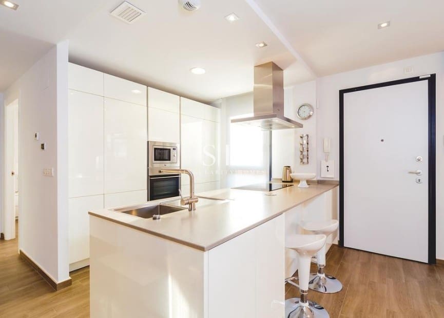Chalet de 5 habitaciones en Aguas Nuevas en venta con piscina - 499.500 € (Ref: 10179245)