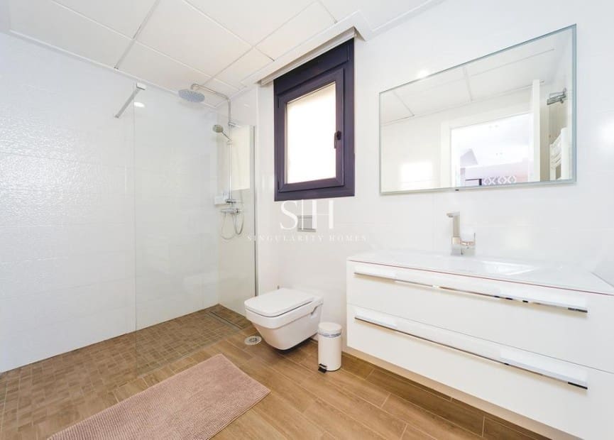 Chalet de 5 habitaciones en Aguas Nuevas en venta con piscina - 499.500 € (Ref: 10179245)