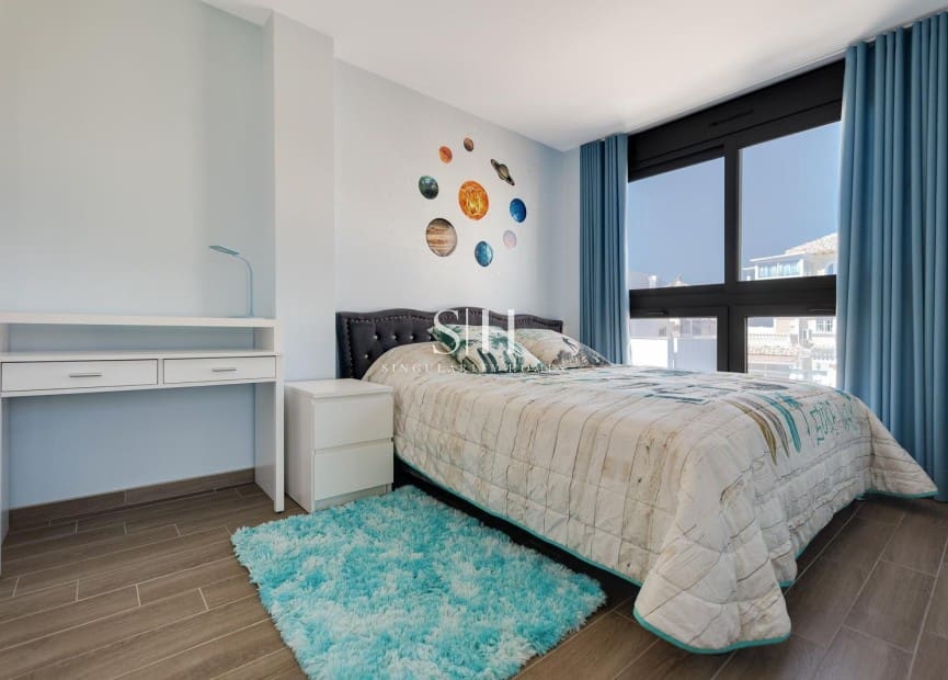 Chalet de 5 habitaciones en Aguas Nuevas en venta con piscina - 499.500 € (Ref: 10179245)